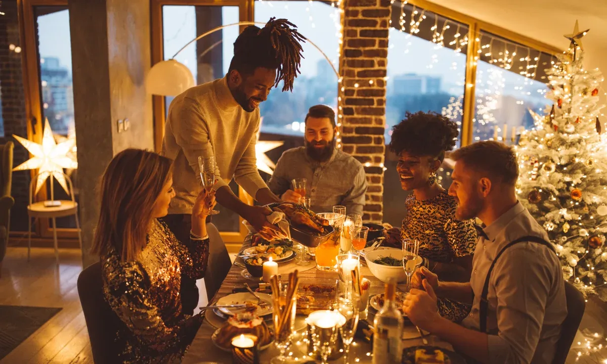 Finding Relatives During Christmas — The Role of People Search Websites