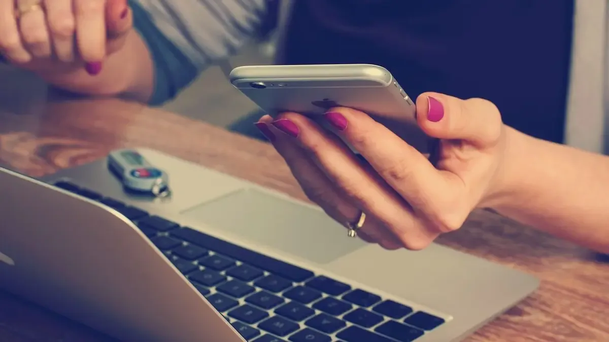 How to Find Accounts Linked to an Email Without Exposing Your Inbox