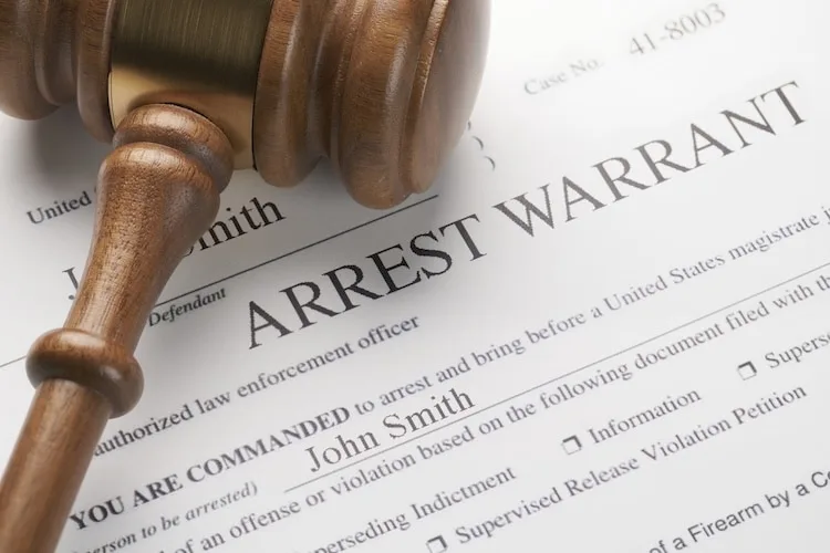 Check Active Warrant Clues Without Misreading Court Results